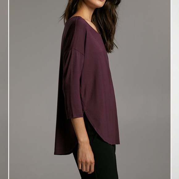 Babaton Norris T shirt in Grey - Picture 6 of 6